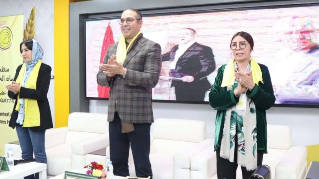 جريدة الاخبار 24 % - أوزين يحث النساء الحركيات بتوحيد صفوفهن والعمل الجماعي