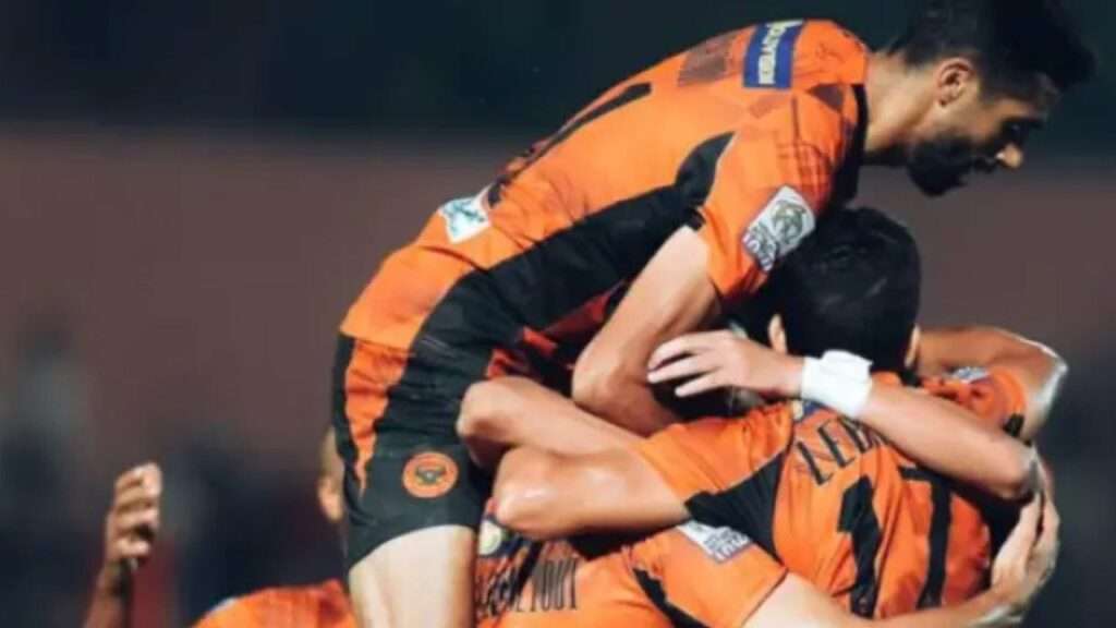 الكاف تكشف عن طاقم تحكيم مباراة فريق نهضة بركان ونظيره شباب قسطنطينة - 2026 جريدة الاخبار 24 % - الكاف تكشف عن طاقم تحكيم مباراة فريق نهضة بركان ونظيره شباب قسطنطينة