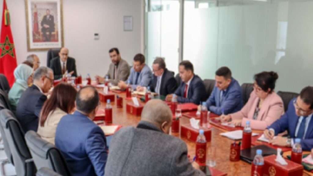 جريدة الاخبار 24 % - وسيط المملكة يعقد اجتماعا تواصليا للهيكلة الجهوية كهدف استراتيجي