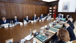 جريدة الاخبار 24 % - الحكومة تفتح فرص الشغل للشباب خارج أسوار الشهادات