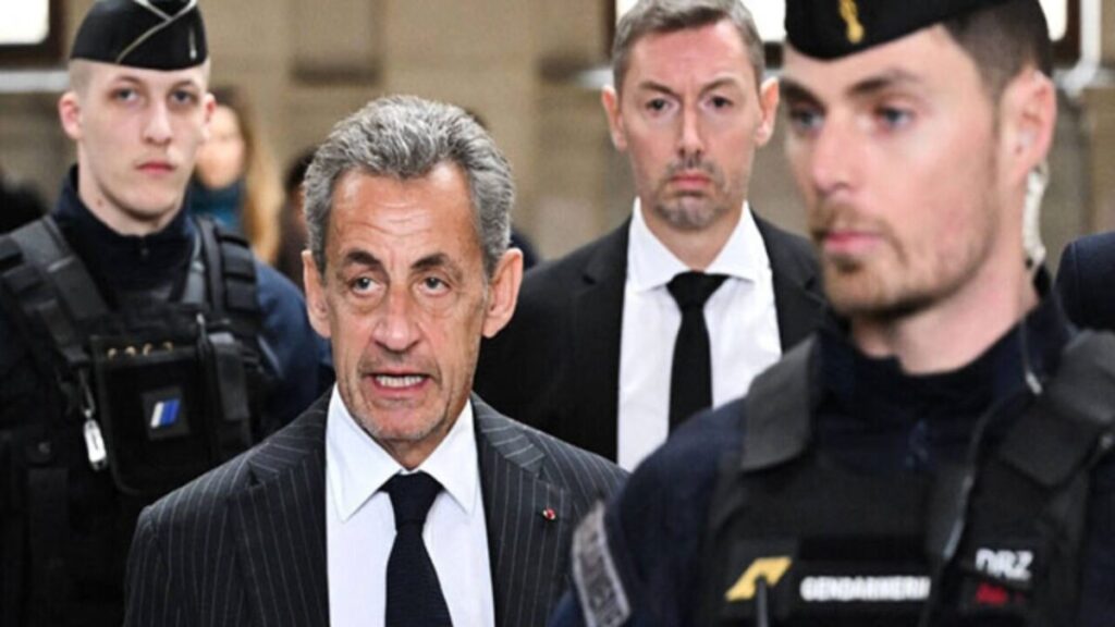 جريدة الاخبار 24 % - العدالة تفرج عن ساركوزي وتنهي مرحلة السوار الإلكتروني
