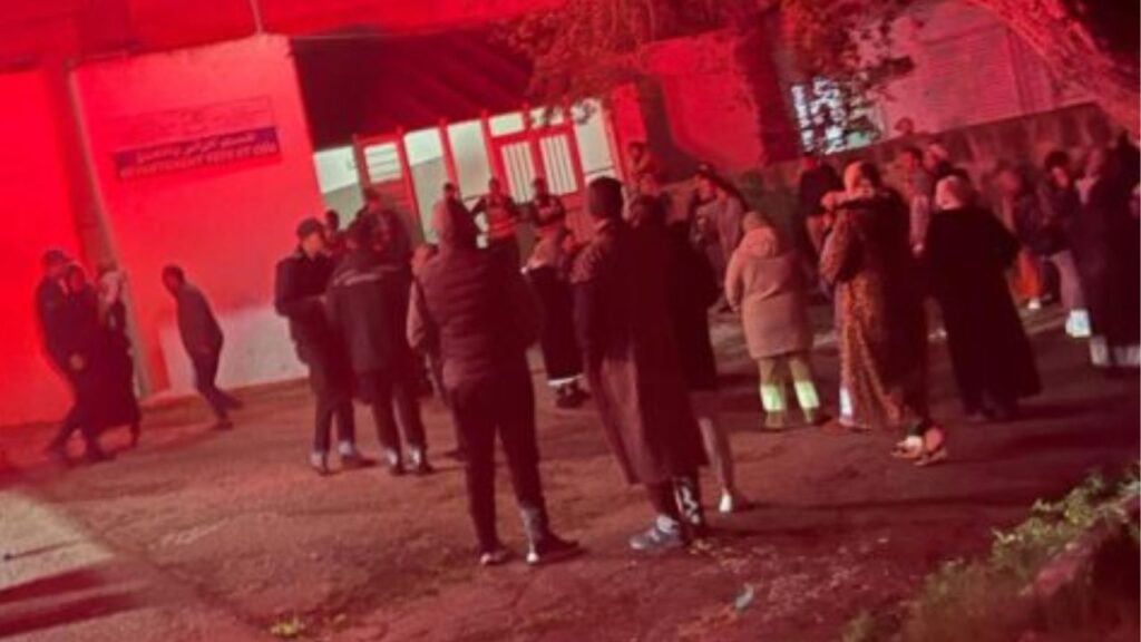 جريدة الاخبار 24 % - تسرب محتمل للغاز يسبب اختناقا جماعيا داخل مصنع بالقنيطرة