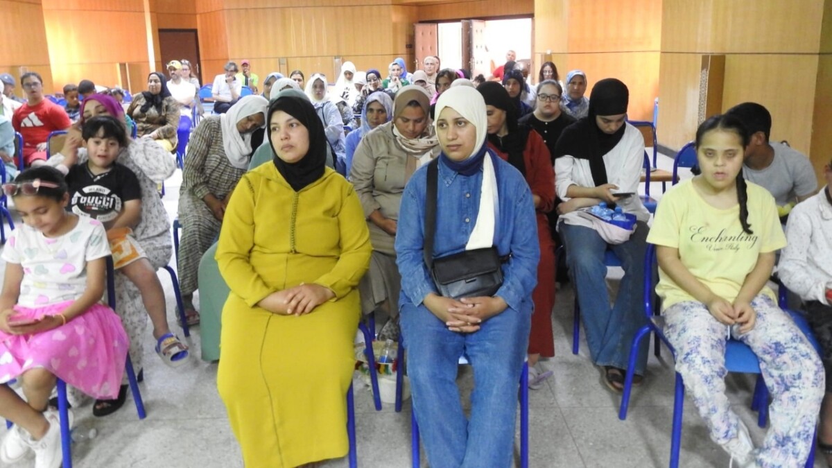 جريدة الاخبار 24 % - جمعية ناوص تنخرط في الحملة الوطنية الأولى لإذكاء الوعي بالإعاقة سوق أربعاء الغرب