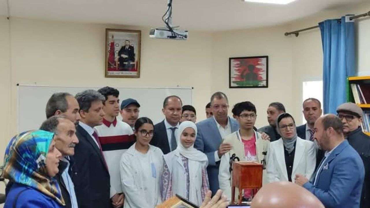 جريدة الاخبار 24 % - مكتبة حميد طالب فضاء للمعرفة يرى النور بثانوية محمد الفاسي جماعة المنزل