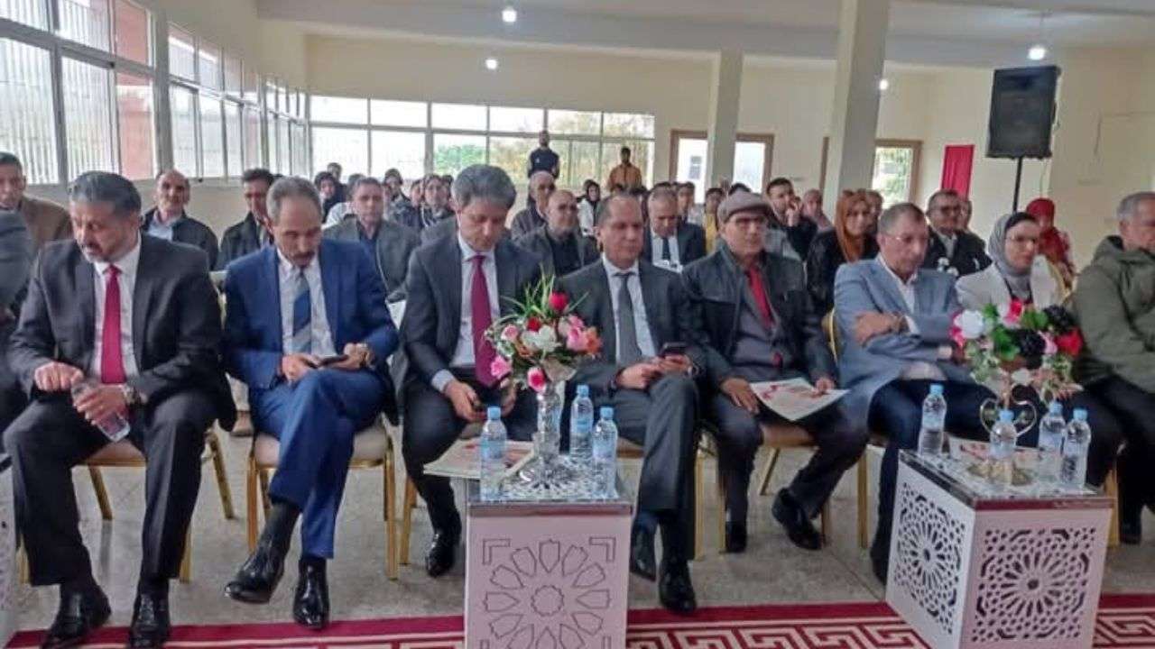 جريدة الاخبار 24 % - مكتبة حميد طالب فضاء للمعرفة يرى النور بثانوية محمد الفاسي جماعة المنزل