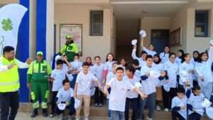 جريدة الاخبار 24 % - شركة مكومار تنظم حملة تحسيسية بيئية تربوية بمؤسسة معمورة