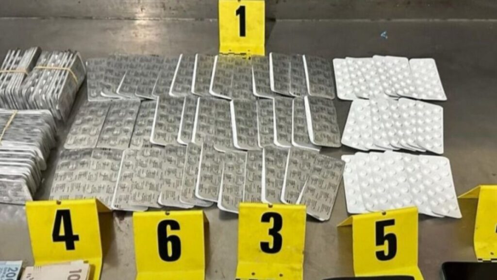 تفكيك شبكة لترويج الأقراص والمؤثرات العقلية بالخميسات - 2025 جريدة الاخبار 24 % - تفكيك شبكة لترويج الأقراص والمؤثرات العقلية بالخميسات