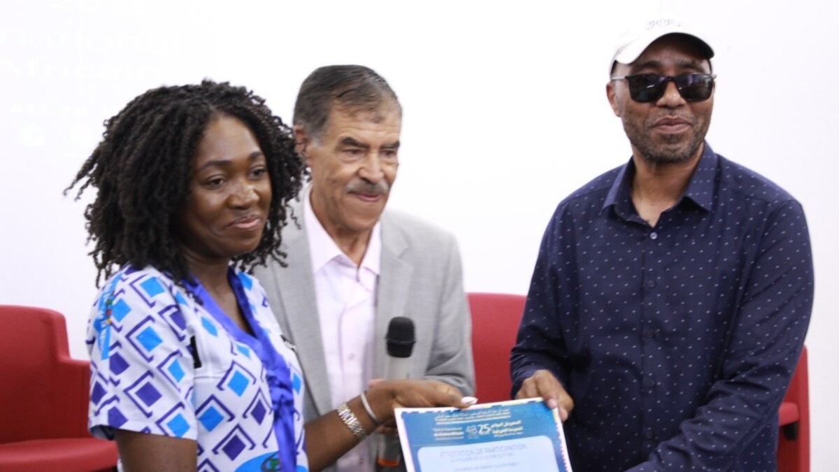 جريدة الاخبار 24 % - تكريم مؤطري ومشاركي ورشات المهرجان الدولي للسينما الإفريقية بخريبكة