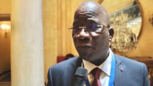 جريدة الاخبار 24 % - وزير البيئة الإيفواري يشيد بريادة بيئية واقتصاد أزرق مستدام بقمة نيس