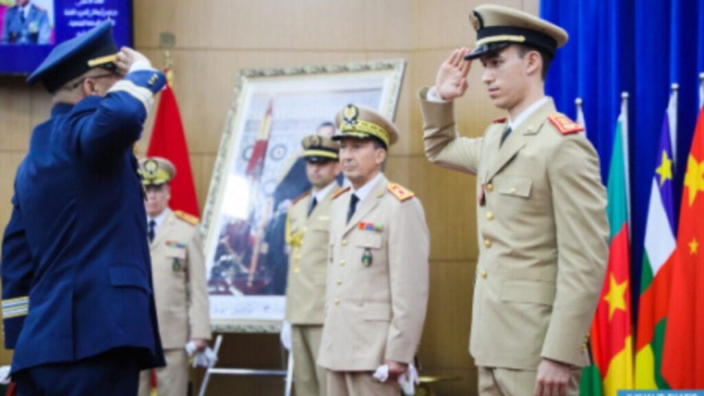 جريدة الاخبار 24 % - ولي العهد يترأس حفل تخرج نخبة الدفاع بالكلية الملكية للدراسات العسكرية بالقنيطرة