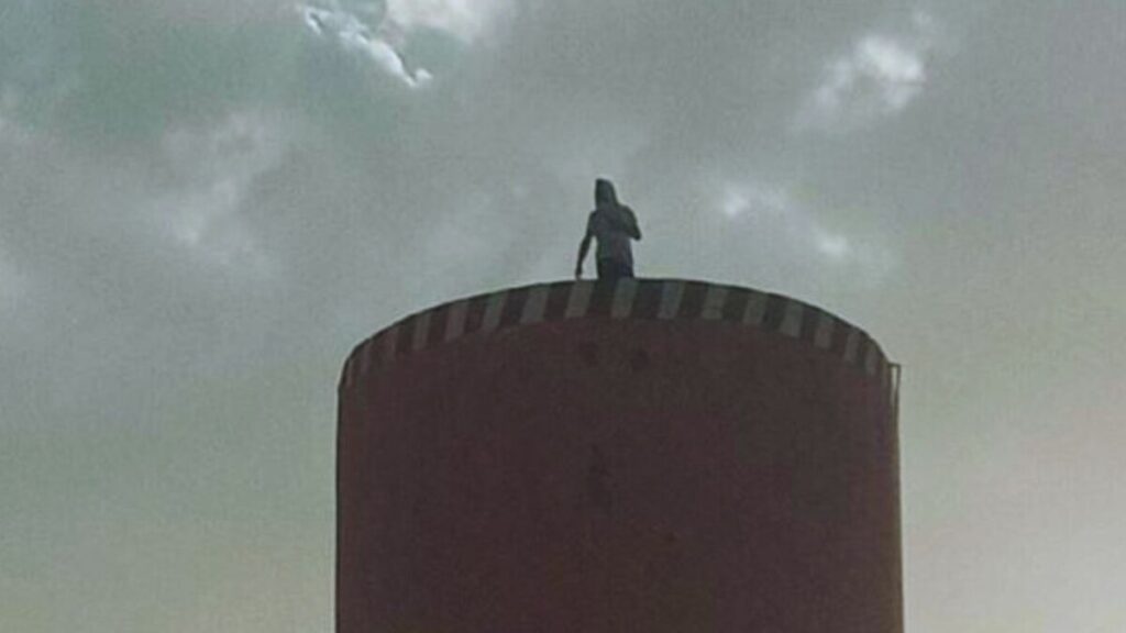 جريدة الاخبار 24 % - اعتصام دراماتيكي عنف واحتجاز وتحقيقات مفتوحة ببني ملال