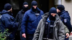 جريدة الاخبار 24 % - اعتقال جاسوس يرفع سقف التوتر السياسي ويربك الأمن الألماني