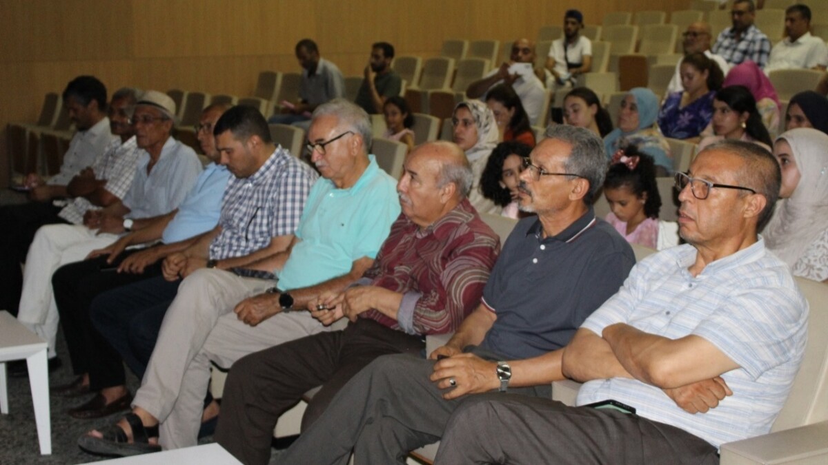 جريدة الاخبار 24 % - حفل تكريم يجسد مسيرة وفاء أساتذة متقاعدين بثانوية ابن عبدون بخريبكة