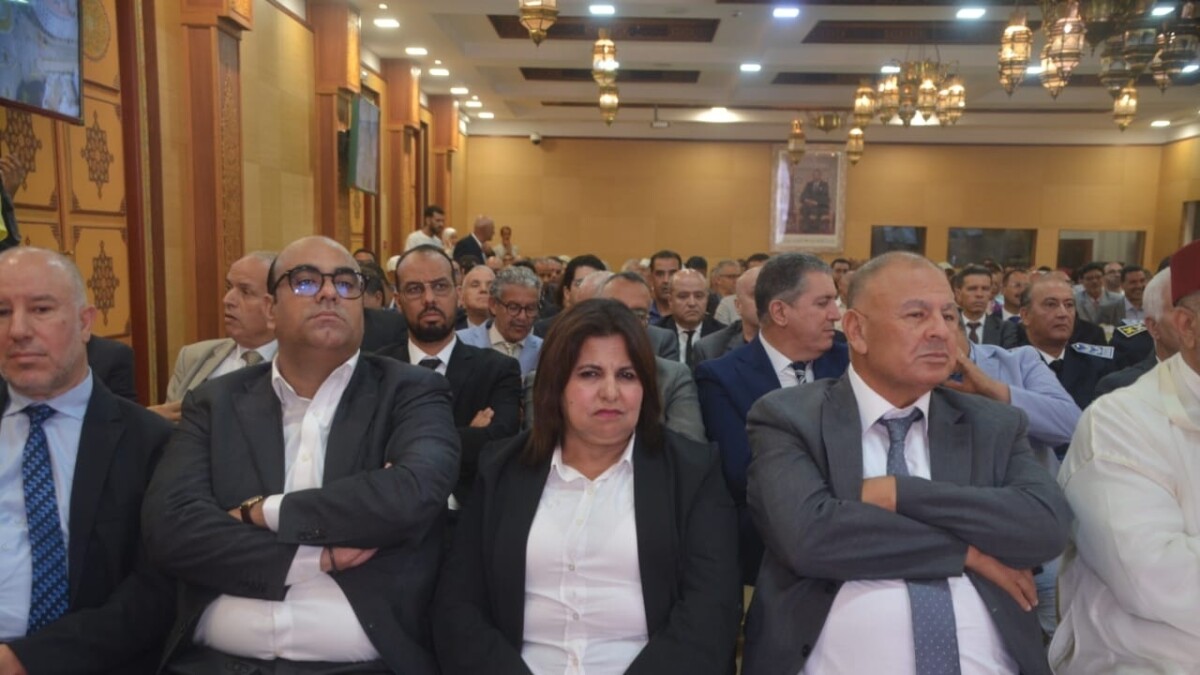 جريدة الاخبار 24 % - عامل إقليم القنيطرة يترأس مراسيم الإنصات لخطاب العرش