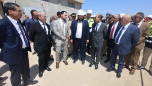 جريدة الاخبار 24 % - عامل إقليم تازة يشرف ميدانيا على مشاريع تنموية في الذكرى 26 لعيد العرش