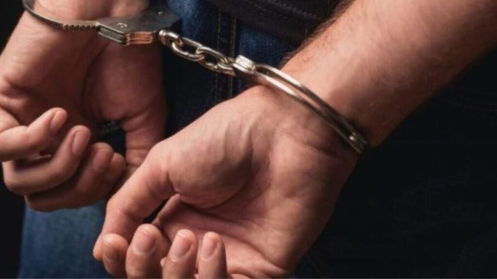 جريدة الاخبار 24 % - أمن طنجة يطيح بمواطن دنماركي مبحوث عنه دوليا