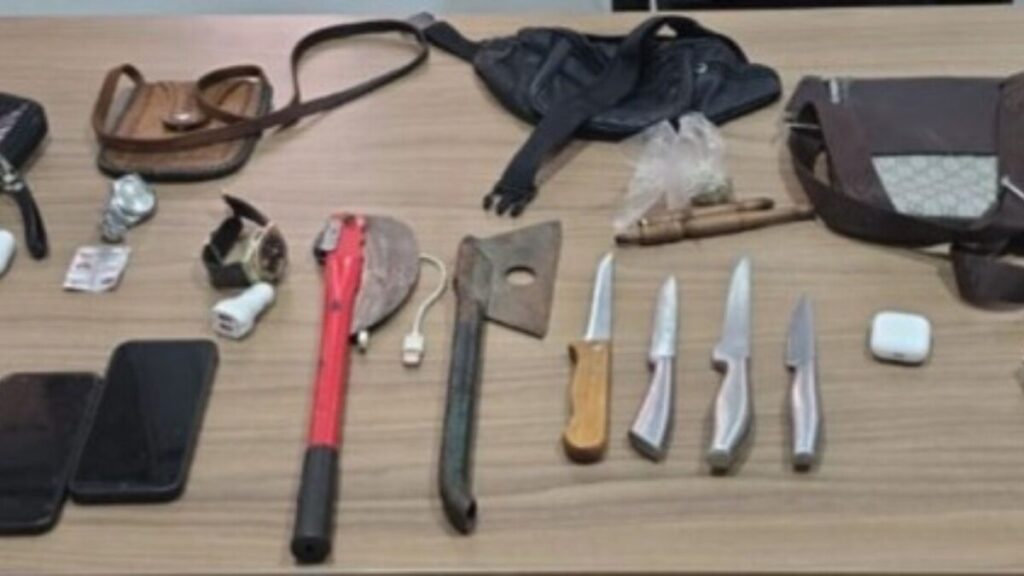 جريدة الاخبار 24 % - أمن وجدة وجرسيف يفكك عصابة متورطة في سرقة سيارات والاعتداءات