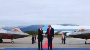 جريدة الاخبار 24 % - قمة ألاسكا مفاوضات بين ترامب وبوتين لإنهاء حرب أوكرانيا