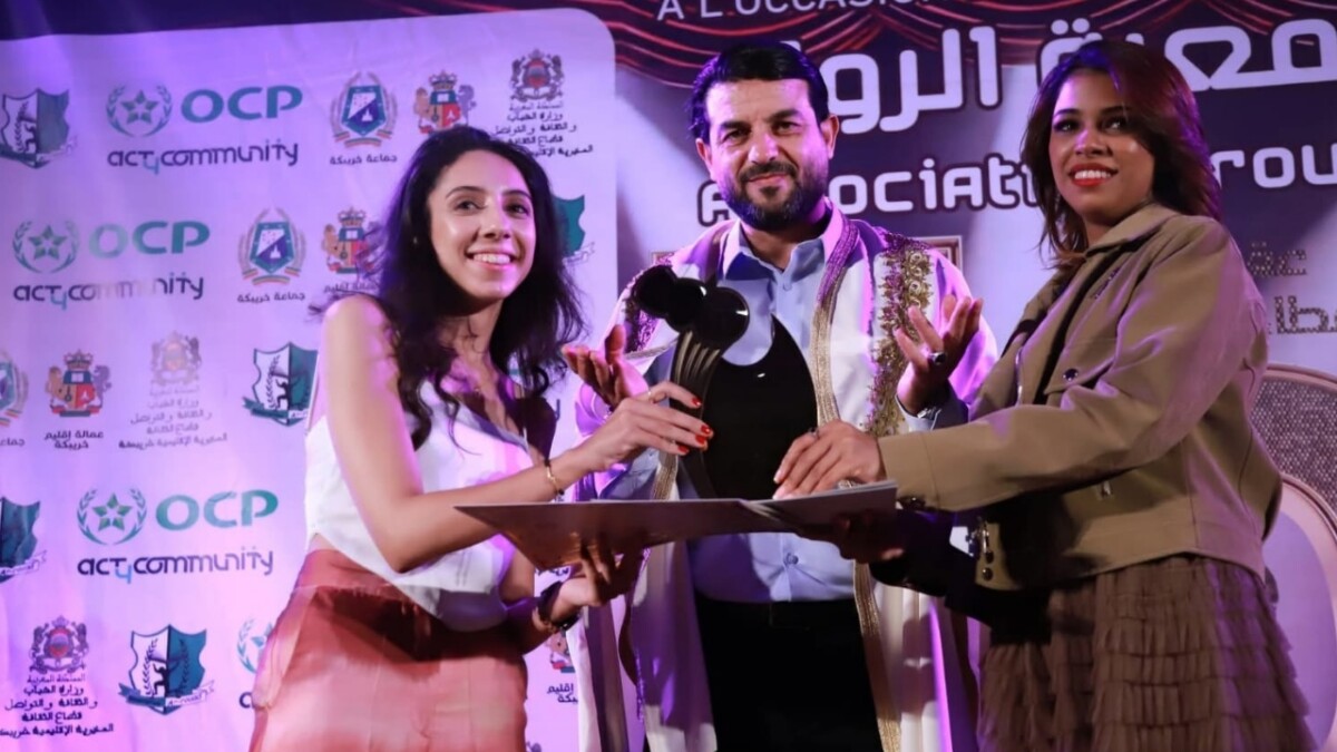 جريدة الاخبار 24 % - مسرحية عمانية تتصدر جوائز مهرجان الرواد الدولي للمسرح بخريبكة