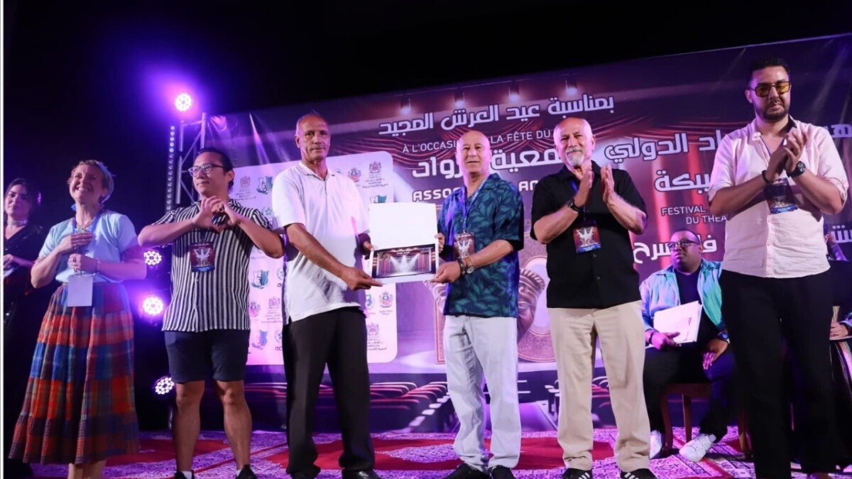 جريدة الاخبار 24 % - مسرحية عمانية تتصدر جوائز مهرجان الرواد الدولي للمسرح بخريبكة