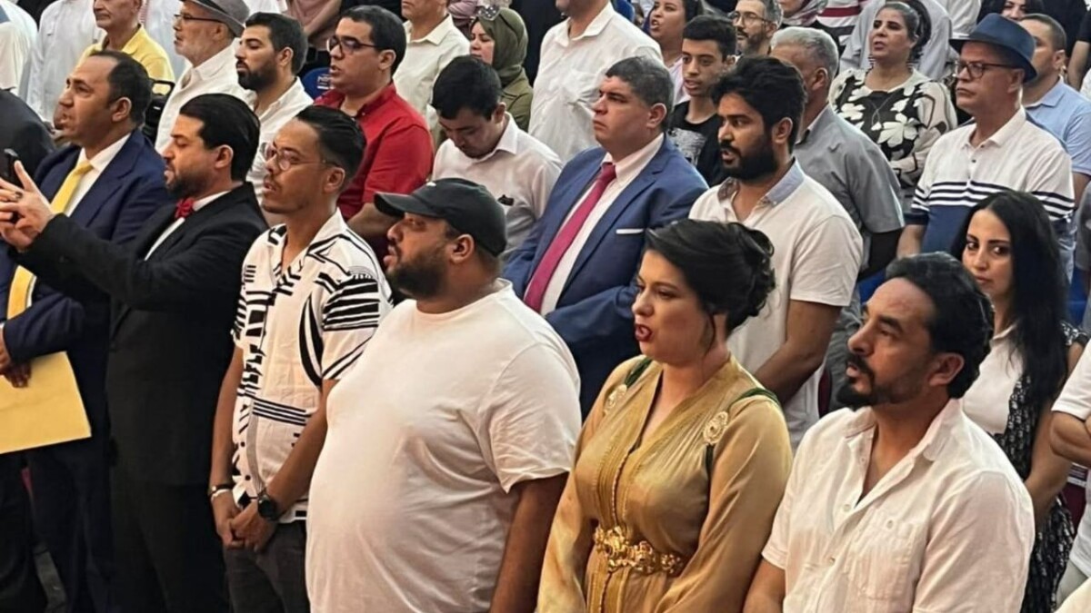 جريدة الاخبار 24 % - مهرجان الرواد الدولي للمسرح بخريبكة عقد من الإشعاع الثقافي والعطاء الفني