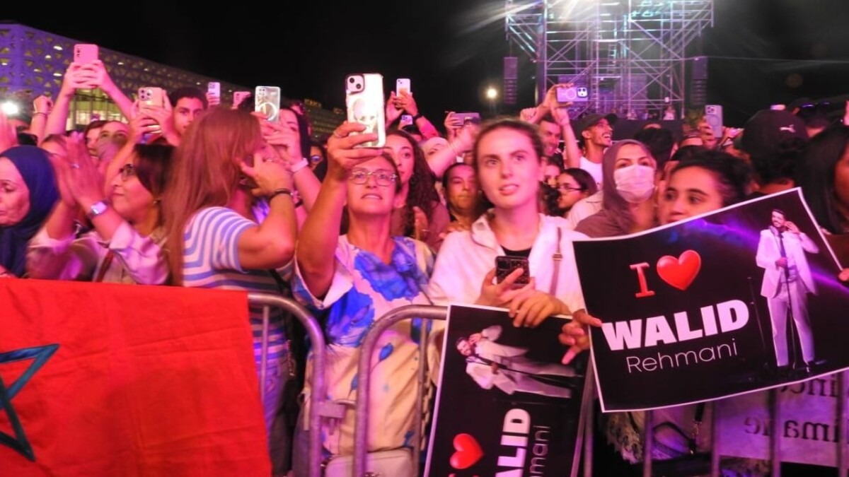 جريدة الاخبار 24 % - مهرجان القنيطرة يحول المدينة الى منصة فنية وحدث جماهيري عالمي