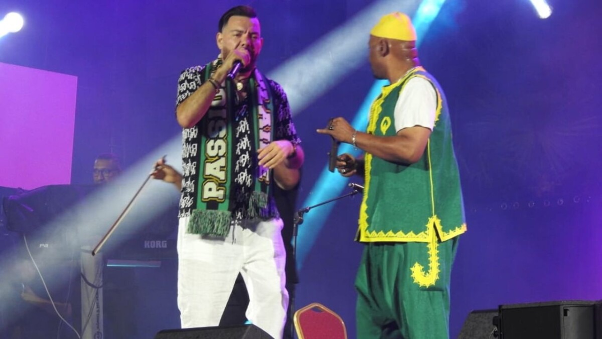 جريدة الاخبار 24 % - مهرجان القنيطرة يواصل إشراقه في نسخته الأولى من يومه الثاني