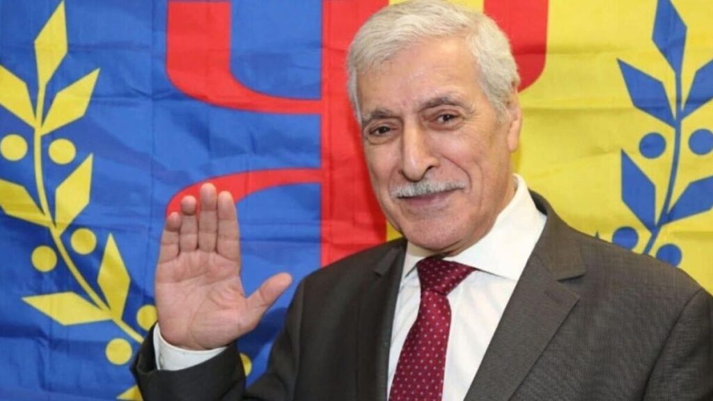 فرحات مهني من المنفى إلى الاستقلال القبايل تصنع تاريخها السياسي - 2026 جريدة الاخبار 24 % - فرحات مهني من المنفى إلى الاستقلال القبايل تصنع تاريخها السياسي