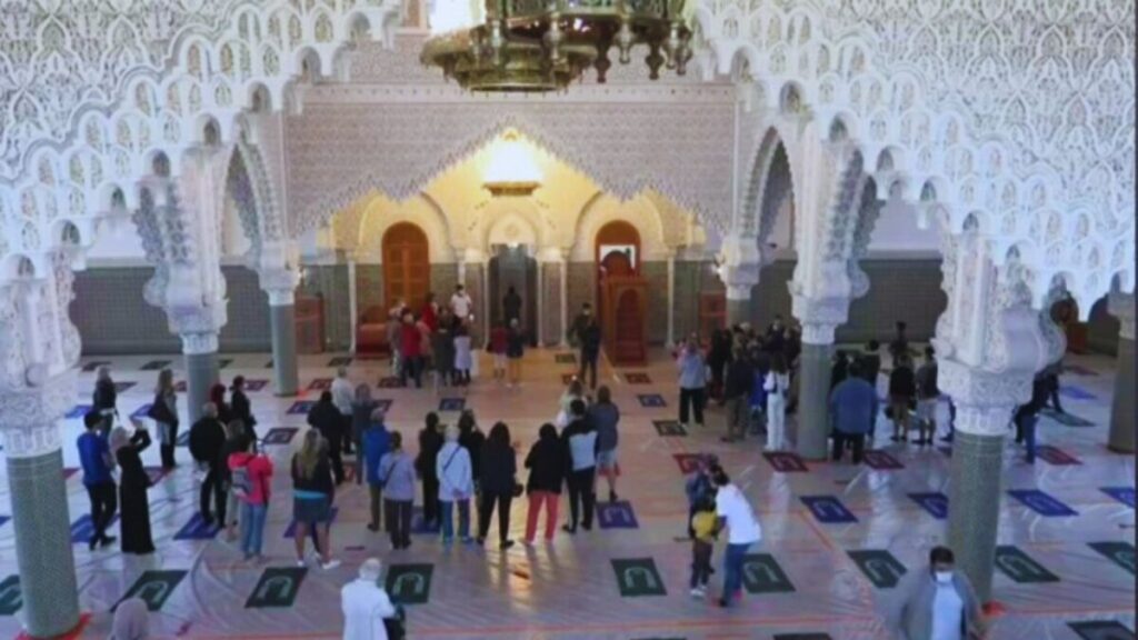 جريدة الاخبار 24 % - مسجد محمد السادس بسانت إتيان صرح مغربي للتراث والتعايش الثقافي