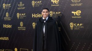 جريدة الاخبار 24 % - تتويج حكيمي يرسخ مكانة المغرب في سماء الكرة الإفريقية والعالمية