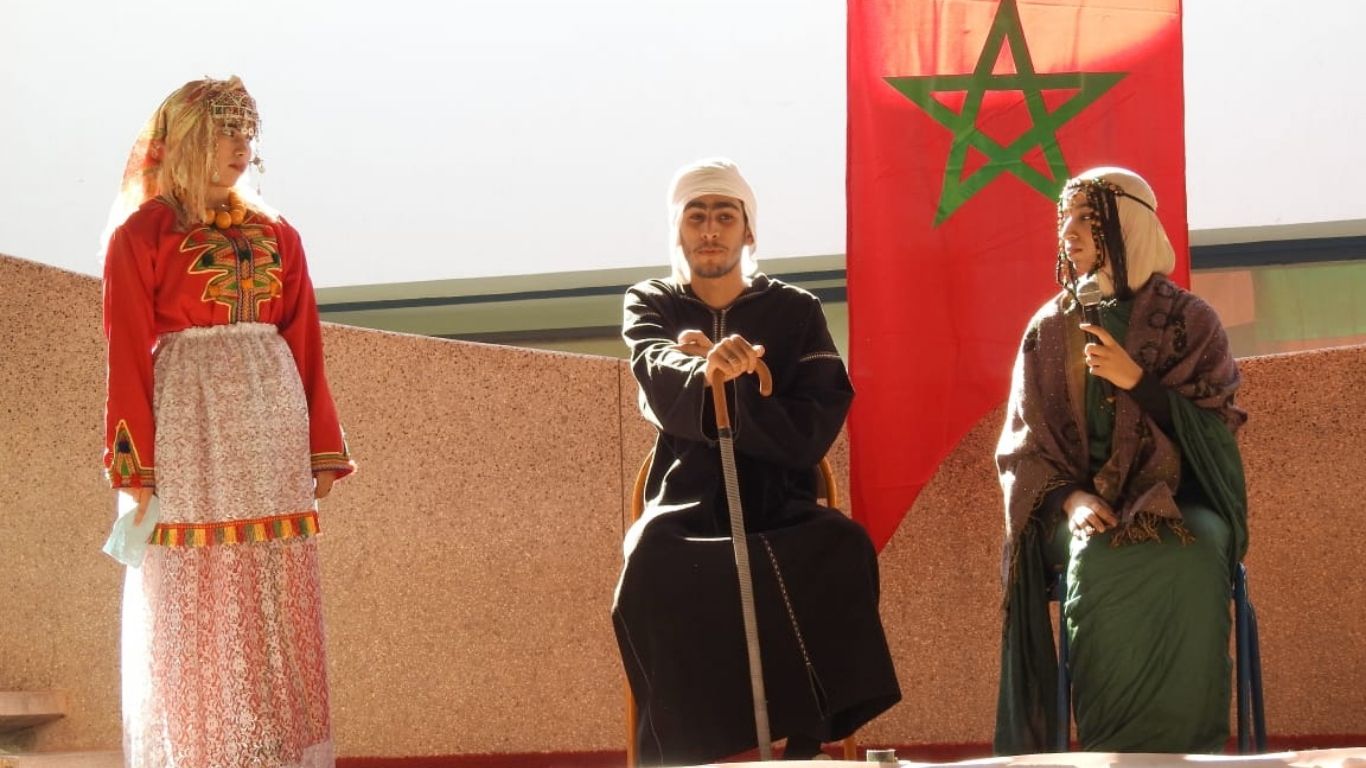 القنيطرة ثانوية أبي حيان التوحيدي تحتفي بالمسيرة الخضراء وتخلد ذاكرة الوحدة الوطنية - 2026 جريدة الاخبار 24 % - القنيطرة ثانوية أبي حيان التوحيدي تحتفي بالمسيرة الخضراء وتخلد ذاكرة الوحدة الوطنية