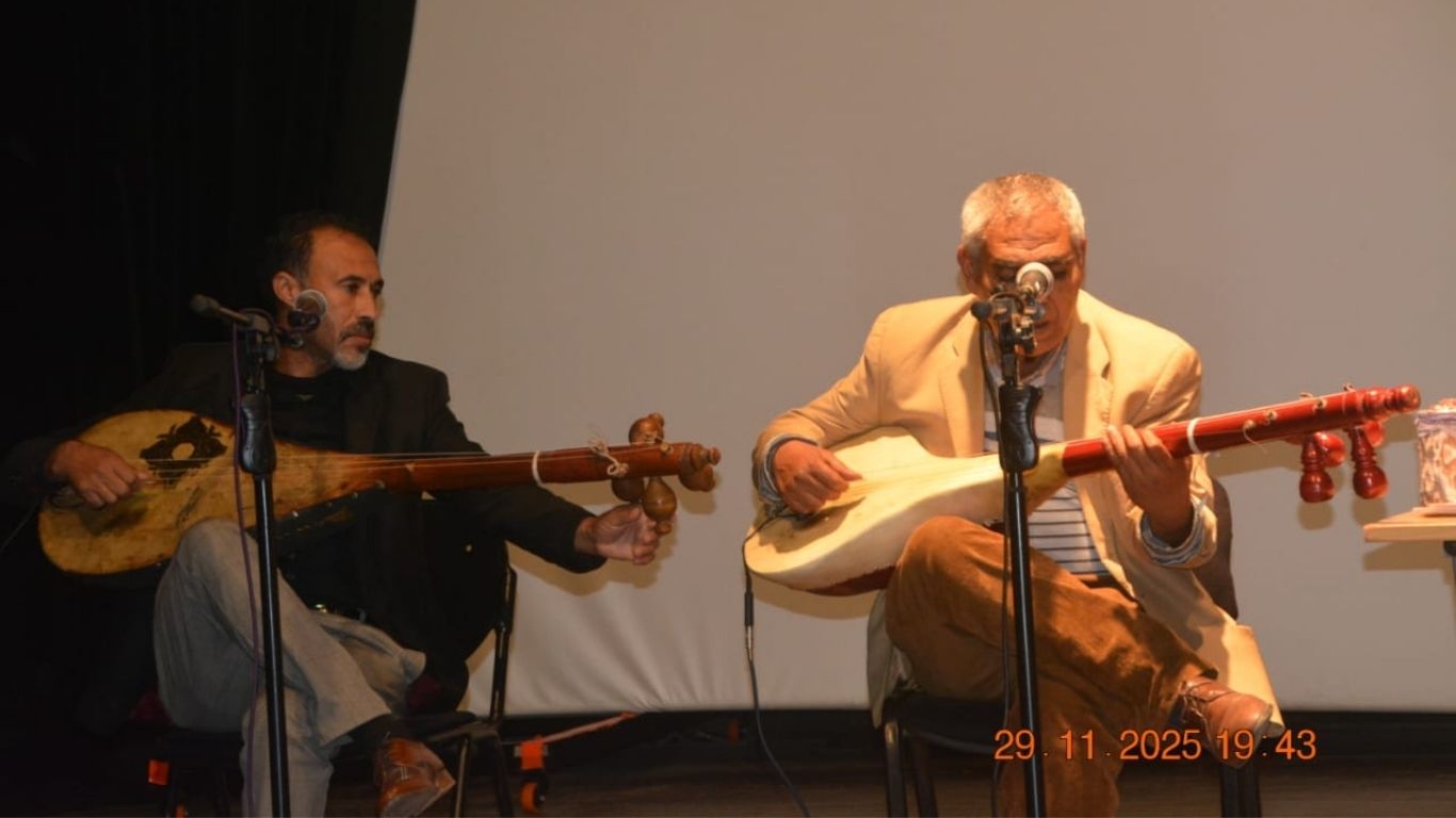 شبكة المقاهي الثقافية بالمغرب تحيي حفلا فنيا بالشعر والموسيقى بالقنيطرة - 2026 جريدة الاخبار 24 % - شبكة المقاهي الثقافية بالمغرب تحيي حفلا فنيا بالشعر والموسيقى بالقنيطرة