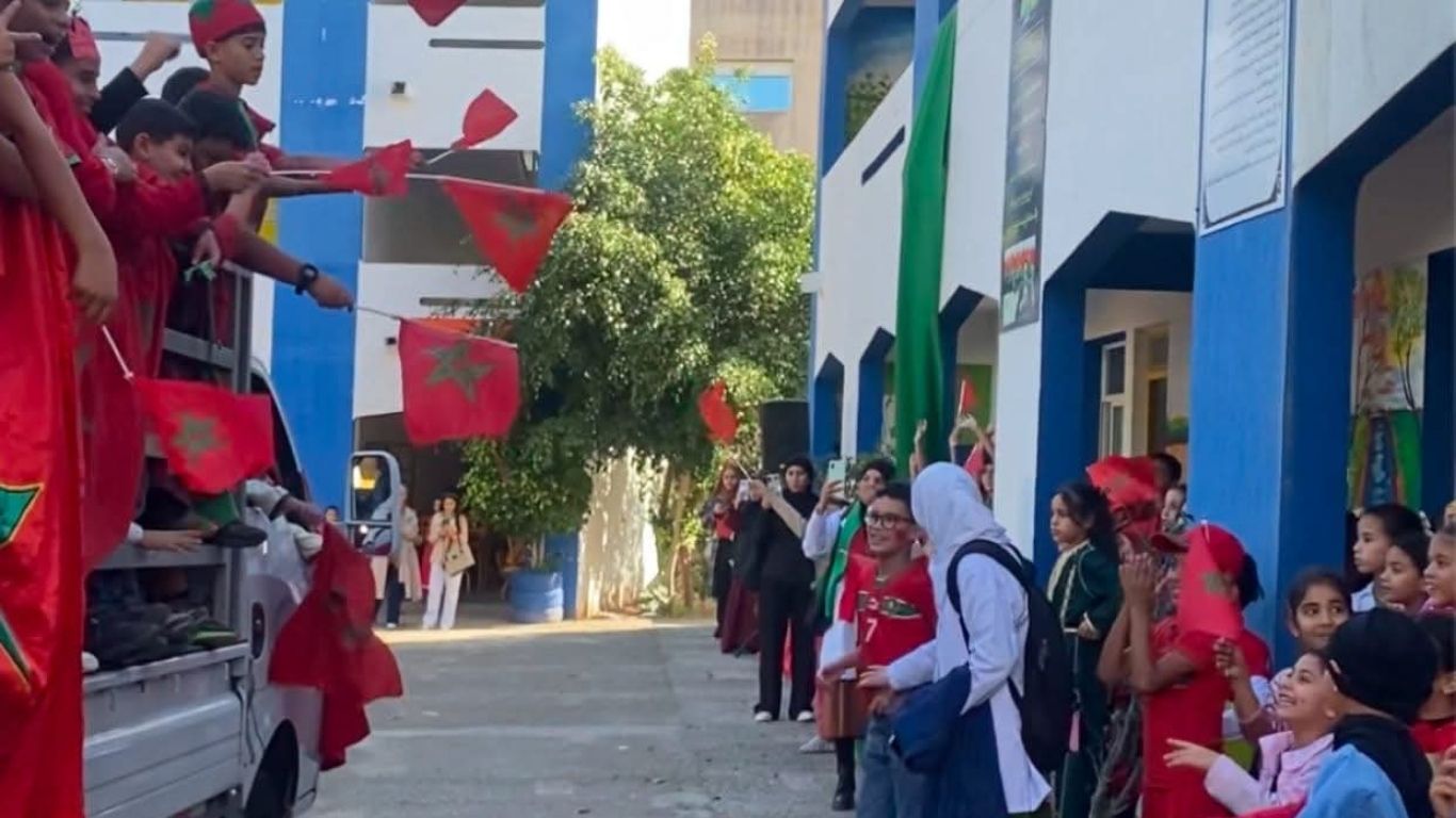 جريدة الاخبار 24 % - مدرسة عبد الرحمان الداخل بالقنيطرة تحتفي بذكرى المسيرة الخضراء