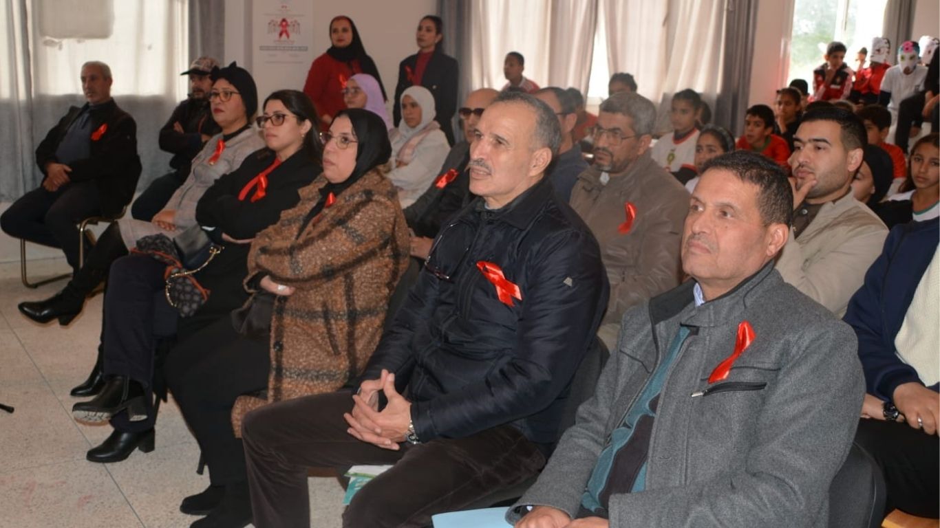 جريدة الاخبار 24 % - الثانوية الإعدادية خديجة بنت خويلد منارة للوعي الصحي والقيمي للمتعلم