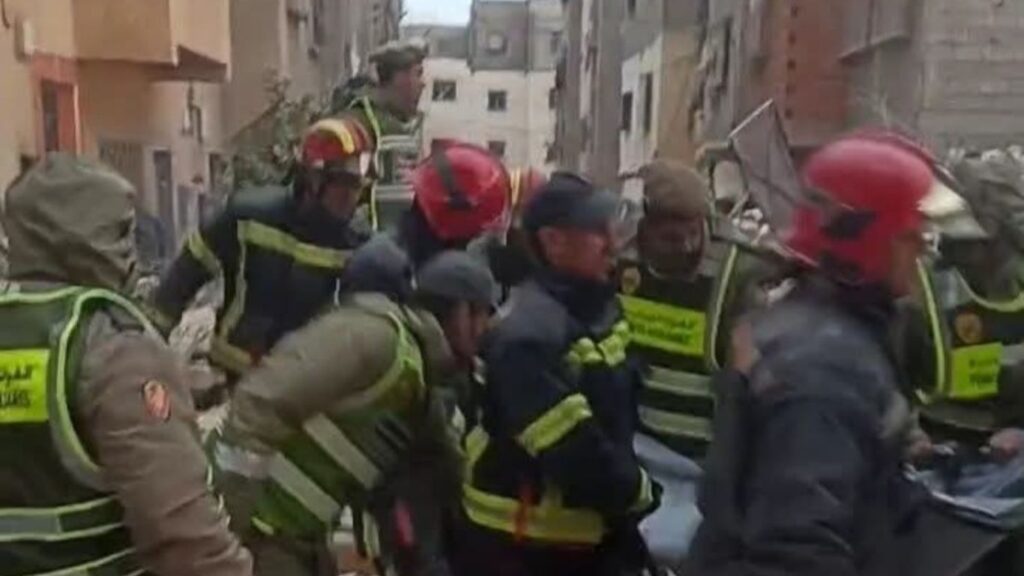 فاس انهيار بنايتين بحي المسيرة يثير الرعب ويكشف هشاشة العمران - 2026 جريدة الاخبار 24 % - فاس انهيار بنايتين بحي المسيرة يثير الرعب ويكشف هشاشة العمران