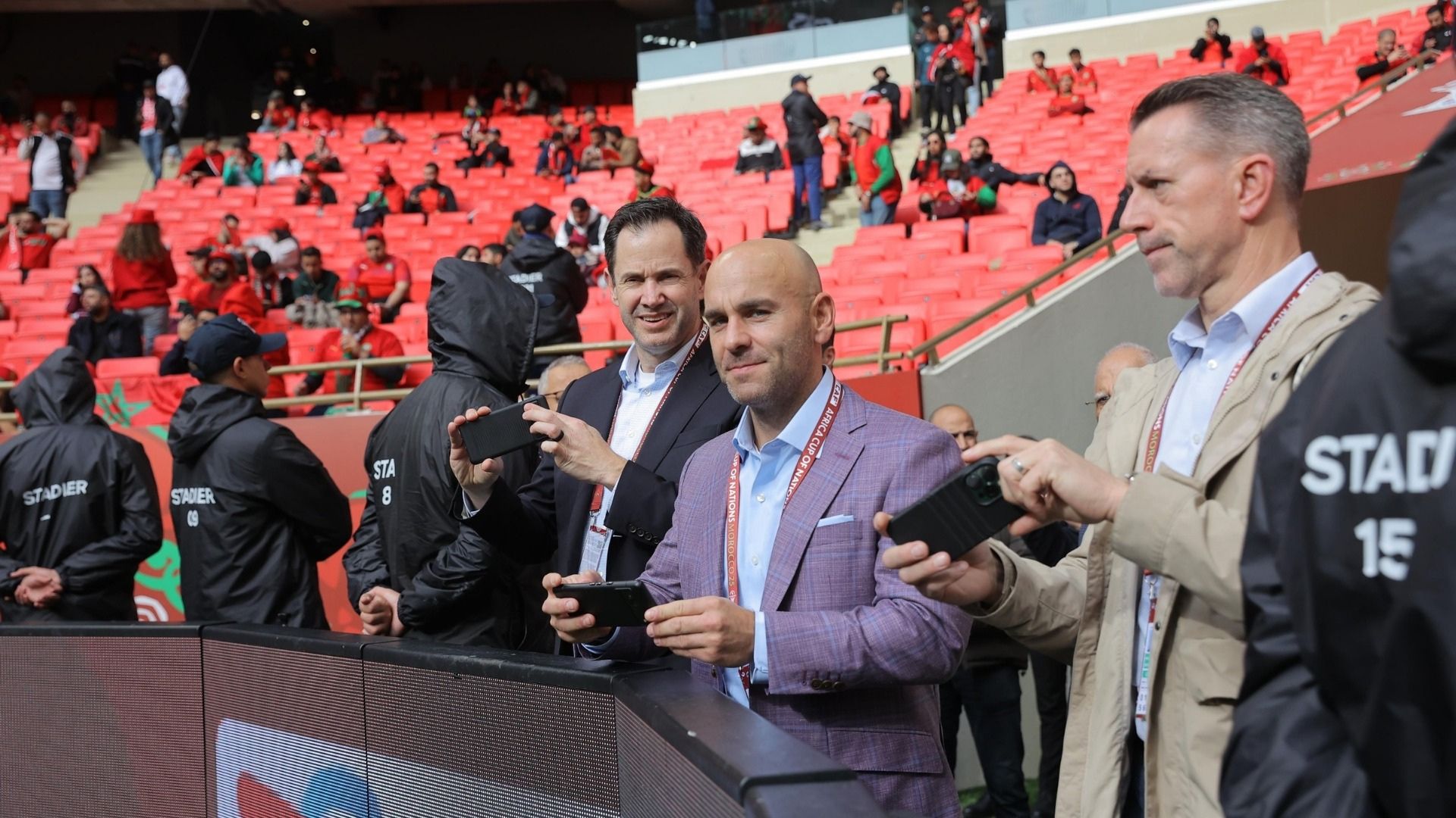 جريدة الاخبار 24 % - المديرية العامة للأمن الوطني تستقبل وفدا من مكتب التحقيقات الفيدرالي