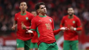 جريدة الاخبار 24 % - دياز ومزراوي يضعان بصمتهما في التشكيلة المثالية لدور المجموعات بالكان