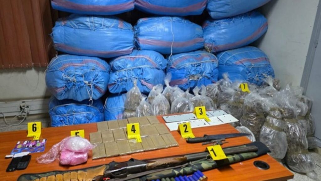 عمليات أمنية تطيح بمروجي المخدرات والمؤثرات العقلية